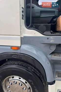 Контейнеровоз DAF XF 95 2005 в 