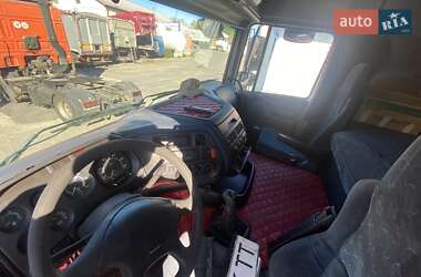 Тягач DAF XF 95 2001 в 