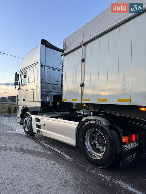 Тягач DAF XF 95 2006 в Самборе
