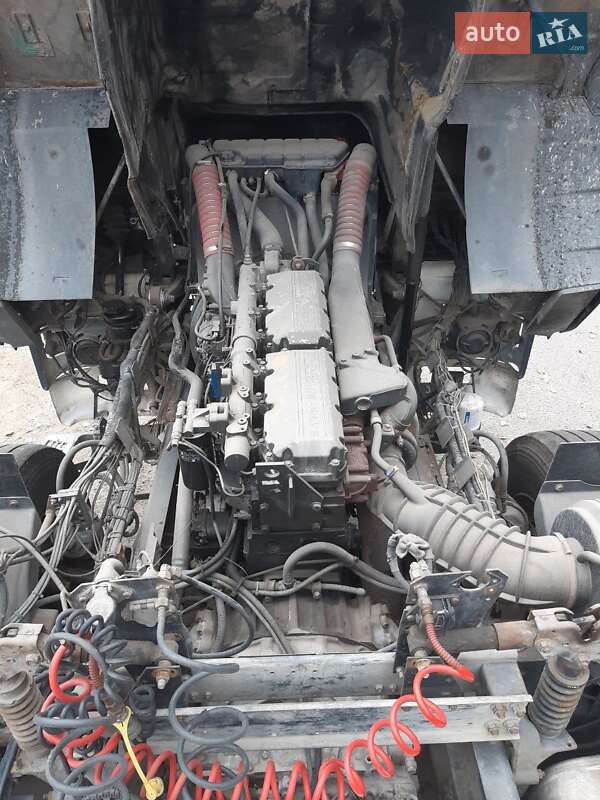 Тягач DAF XF 95 2001 в Запорожье