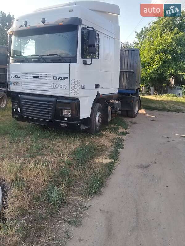 Тягач DAF XF 95 2001 в Ширяево фото Тягач DAF XF 95 2001 в Ширяево