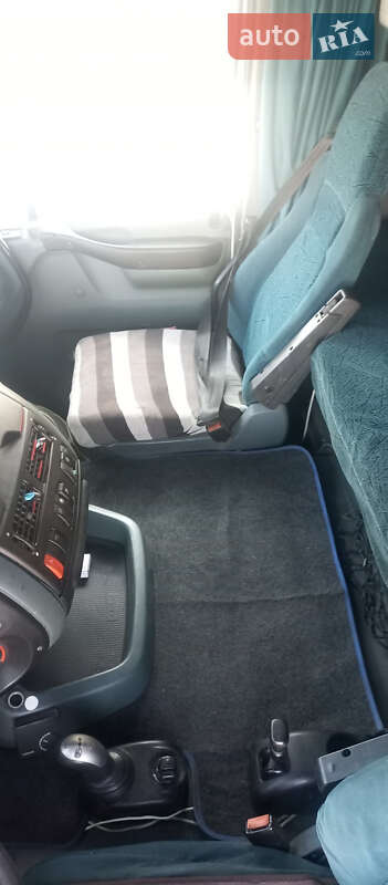 Тягач DAF XF 95 2006 в Дніпрі