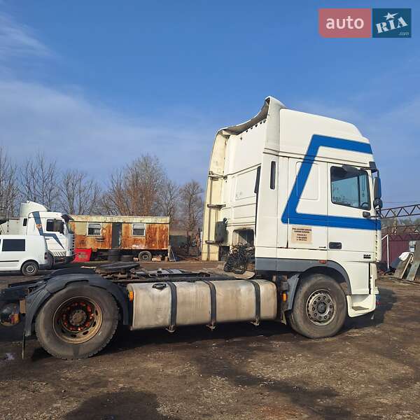 Тягач DAF XF 95 2001 в Богодухове