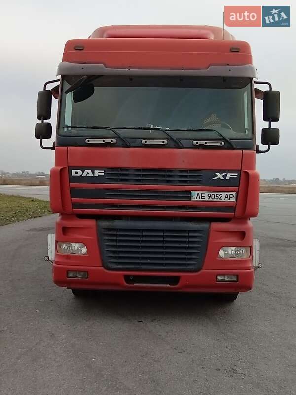 Тягач DAF XF 95 2006 в Днепре