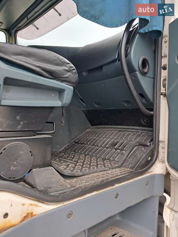 Тягач DAF XF 95 2006 в Борисполі