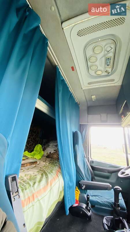 Тягач DAF XF 95 2005 в Чернигове