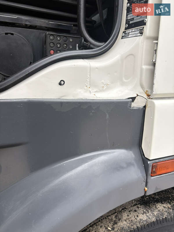 Тягач DAF XF 95 2000 в Черкассах