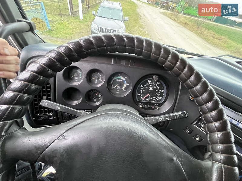 Тягач DAF XF 95 2000 в Рокитном