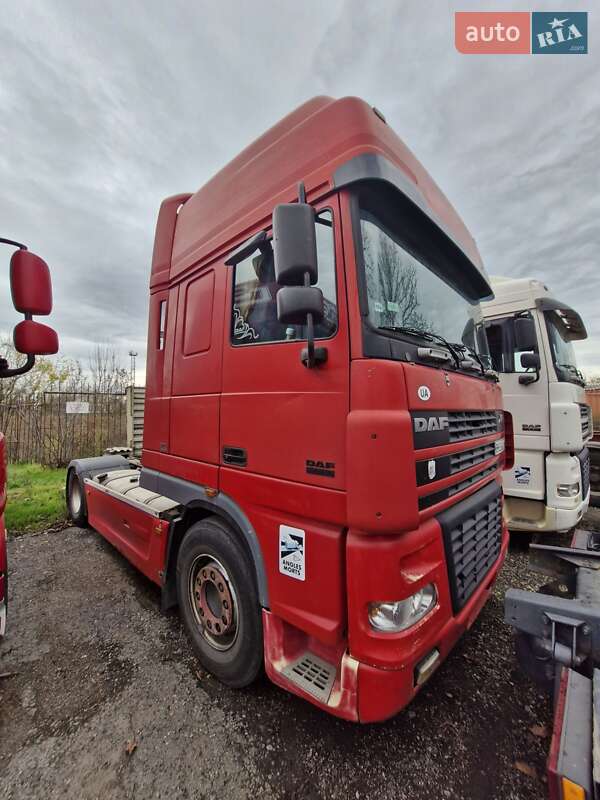 Тягач DAF XF 95 2005 в Одессе