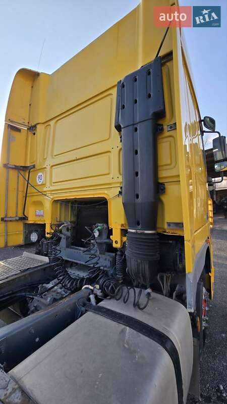 Тягач DAF XF 95 2003 в Каменском