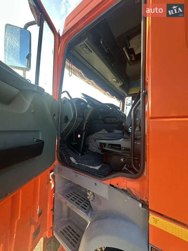 Тягач DAF XF 95 2006 в Царичанке