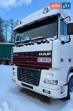 Тягач DAF XF 95 2000 в Кременчуці