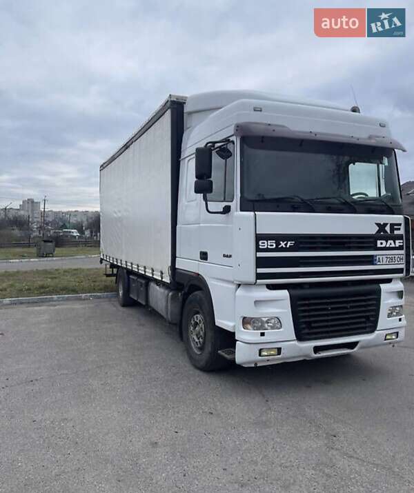 Тентованый DAF XF 95 2002 в Луцке