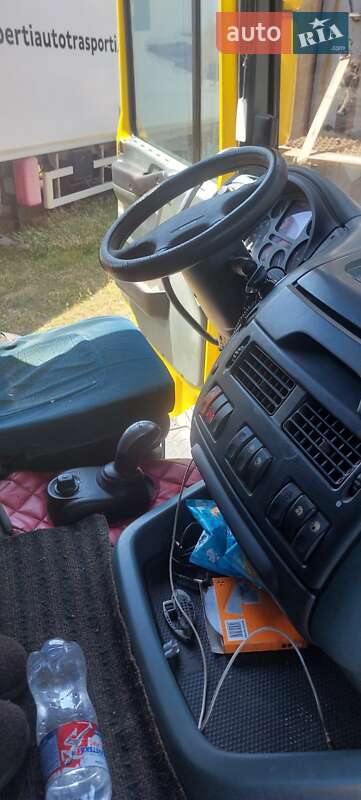 Тягач DAF XF 95 2006 в Долинской