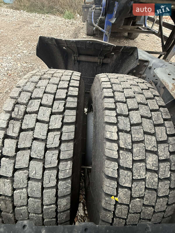 Тягач DAF XF 95 2000 в Павлограді