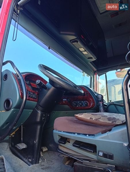 Тягач DAF XF 95 2006 в Староконстантинове