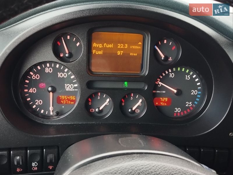 Вантажний фургон DAF XF 95 2006 в Кременчуці