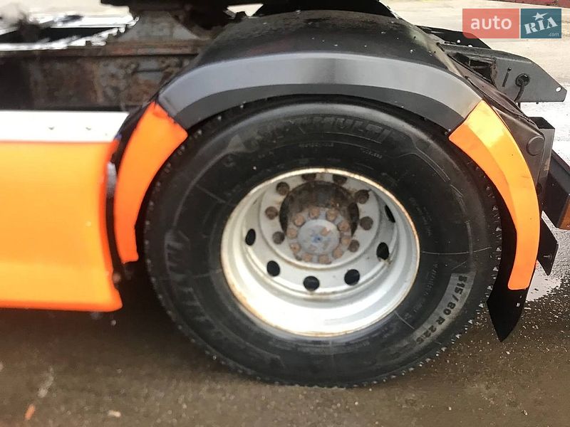Контейнеровоз DAF XF 95 2000 в Костополе