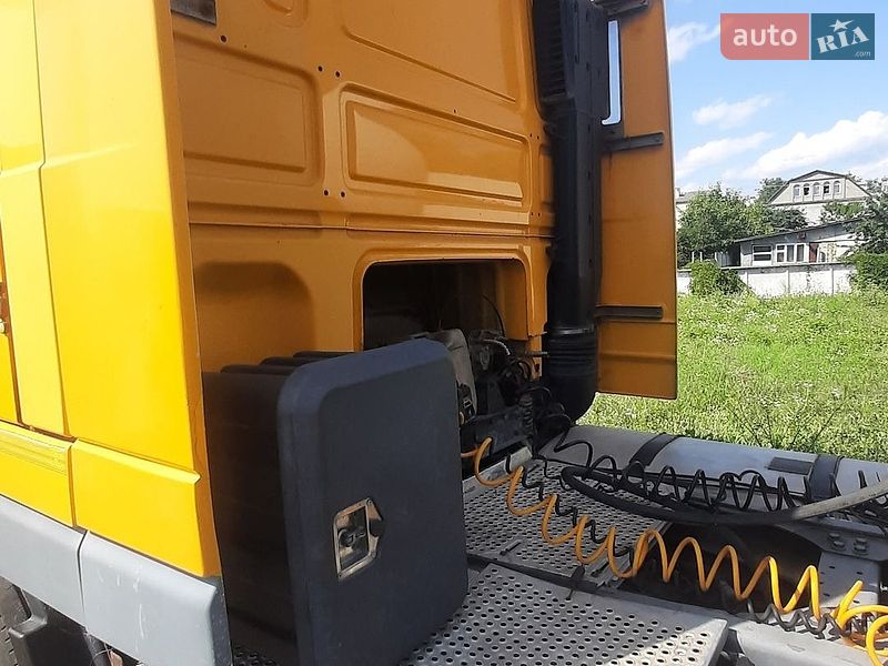 Тягач DAF XF 95 2005 в Дунаевцах