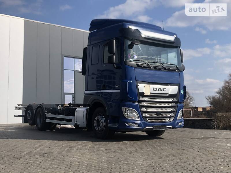 Контейнеровоз DAF XF 2017 в Луцке