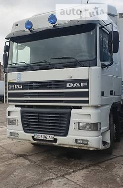 Тягач DAF XF 2000 в 