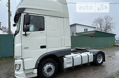 Тягач DAF XF 2015 в 
