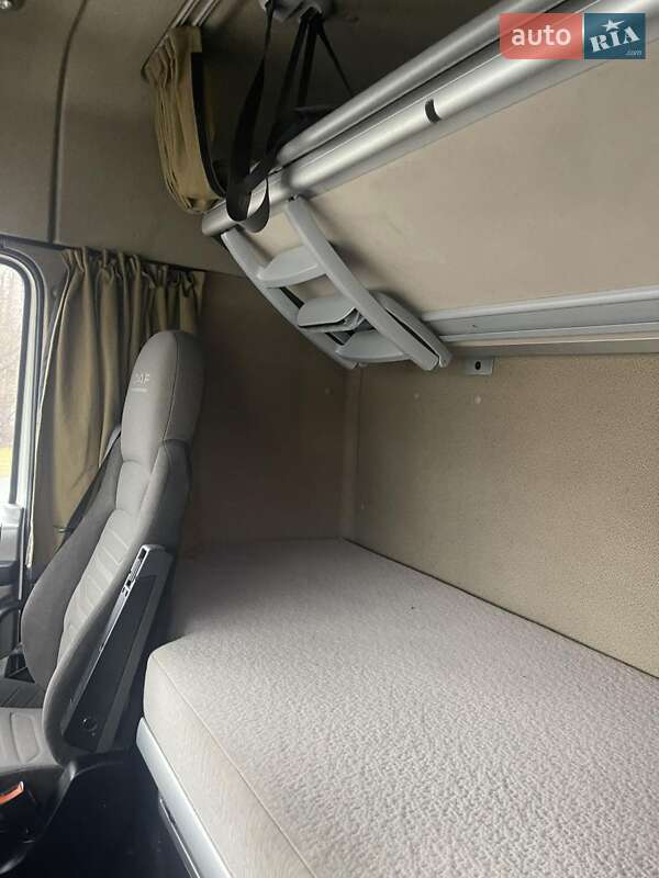 Тягач DAF XF 2011 в Ровно