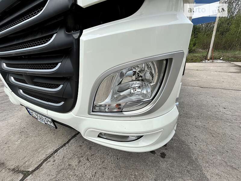 Тягач DAF XF 2017 в Львове