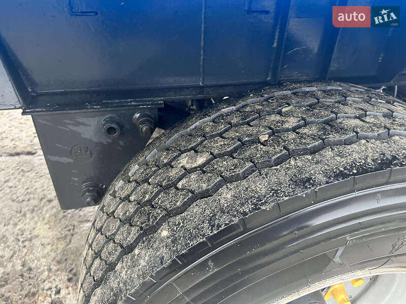 Контейнеровоз DAF XF 2005 в Одессе