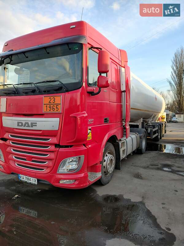 Тягач DAF XF 2015 в Киеве