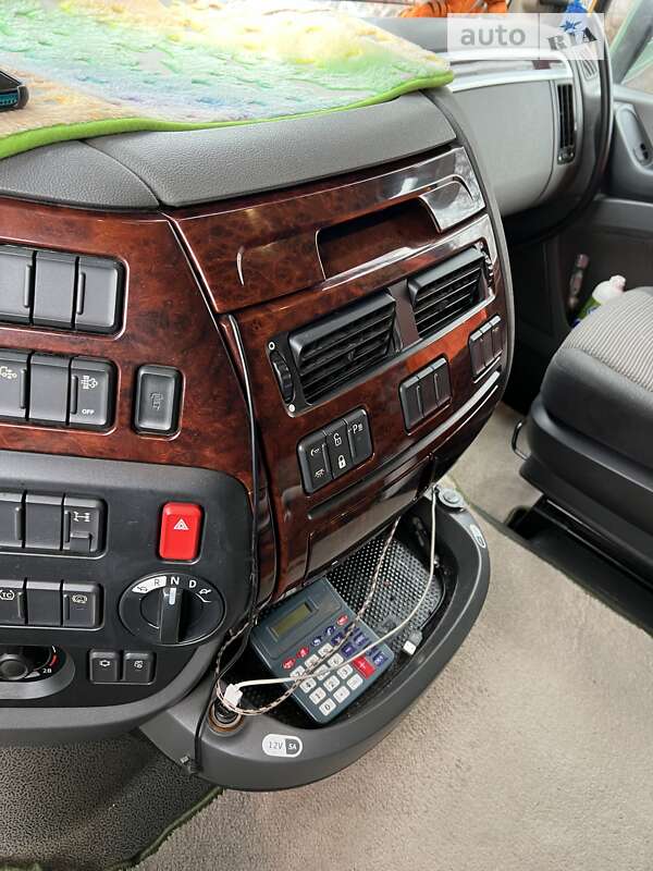 Самоскид DAF XF 2013 в Дніпрі