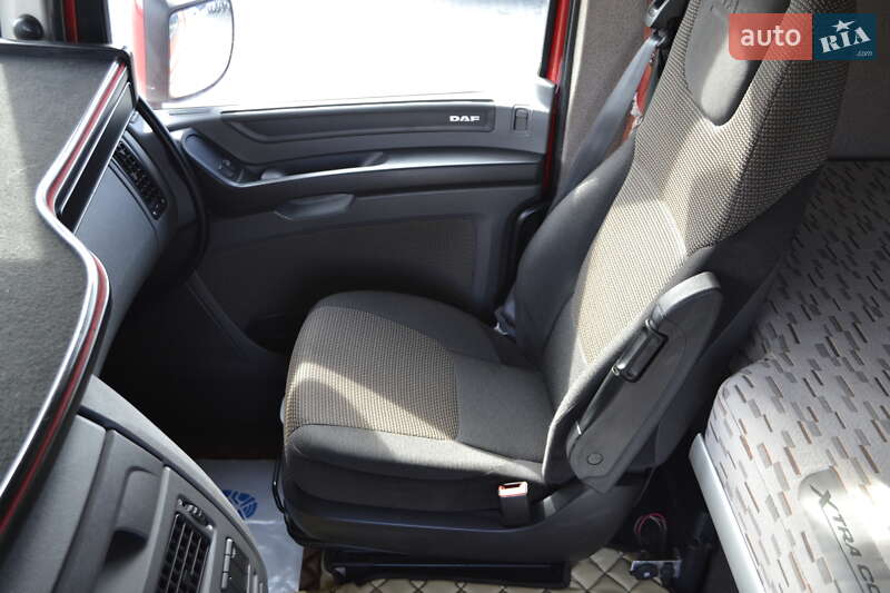 Тягач DAF XF 2015 в Хусте