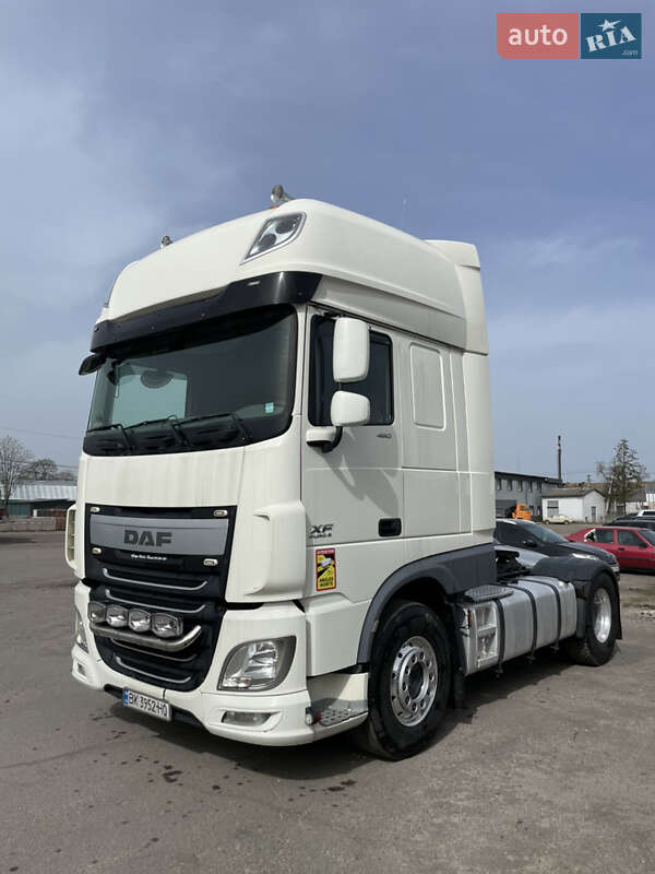 Тягач DAF XF 2016 в Сарнах
