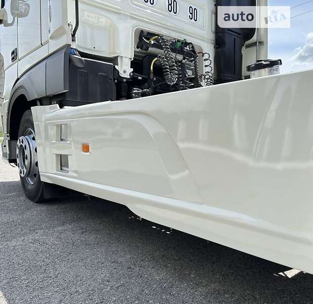 Тягач DAF XF 2019 в Дубно