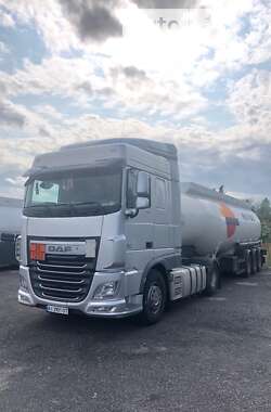 Тягач DAF XF 2015 в 