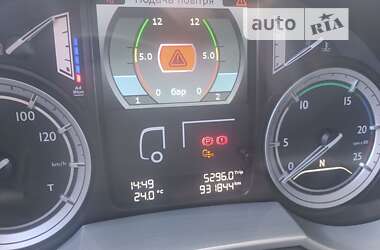 Тентованый DAF XF 2013 в 