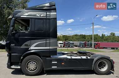 Тягач DAF XF 2015 в 