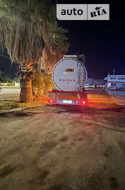 Цистерна DAF XF 2015 в 