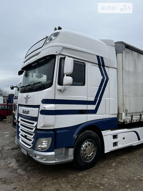 Тягач DAF XF 2016 в Зборові