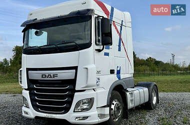 Тягач DAF XF 2016 в Городке