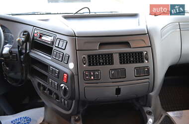 Тягач DAF XF 2015 в 