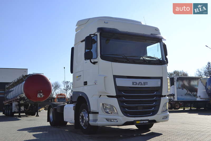 Тягач DAF XF 2015 в Хусте