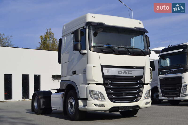 Тягач DAF XF 2017 в Хусте