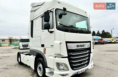 Тягач DAF XF 2017 в Ровно