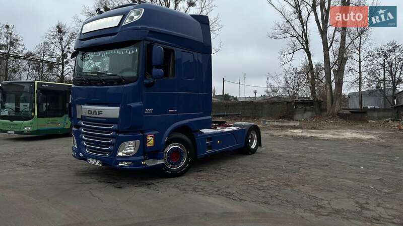 Тягач DAF XF 2016 в Ирпене