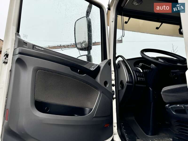 Тягач DAF XF 2015 в Ровно