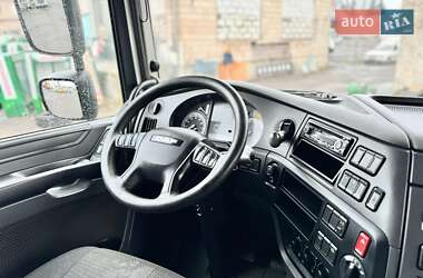 Тягач DAF XF 2015 в Рівному