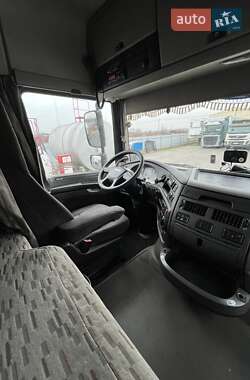 Тягач DAF XF 2014 в 