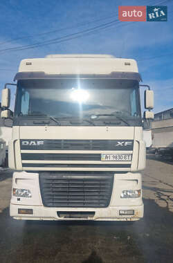 Тягач DAF XF 2004 в Киеве