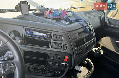 Тягач DAF XF 2015 в 